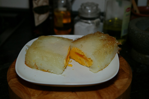 Ostrich Egg – Dead Programmer's Cafe